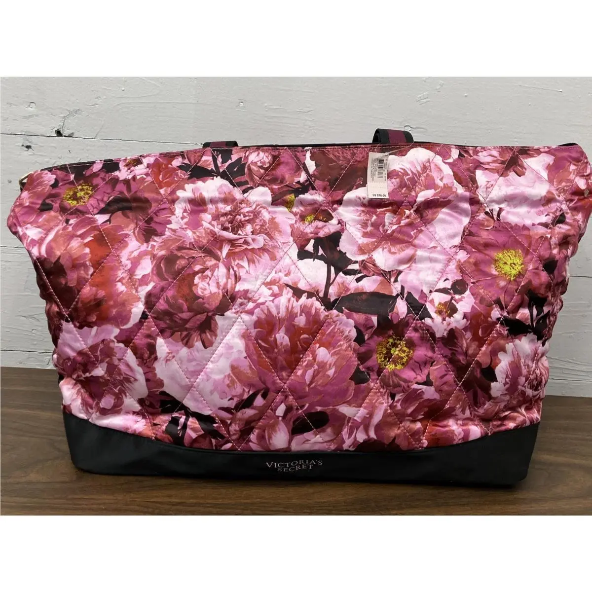 Victoria`s Secret Weekender Pink Floral Tote Bag 2022 Sat