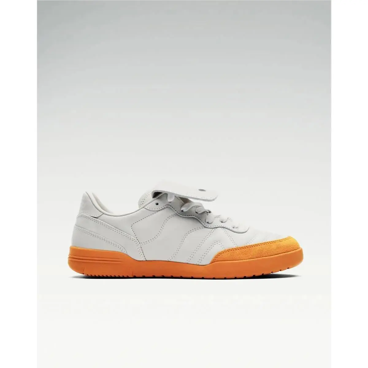 Saucony shoes - Black | Currant 11
