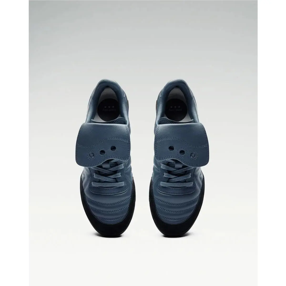 Saucony shoes - Black | Currant 26