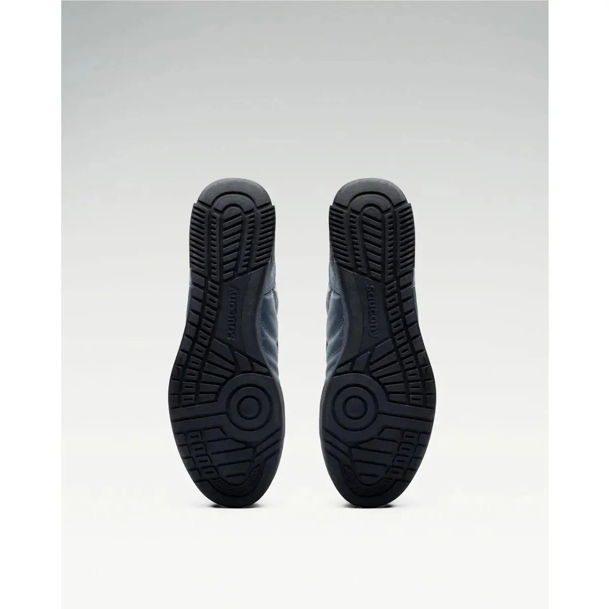 Saucony shoes - Black | Currant 27