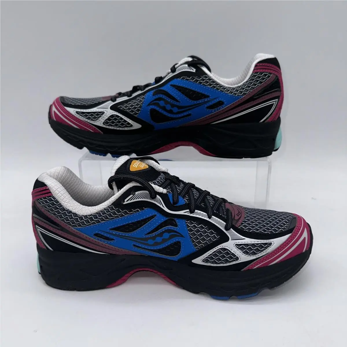 Saucony shoes - Saucony ProGrid Guide - ProGrid Guide - S70936-25 - Black 0