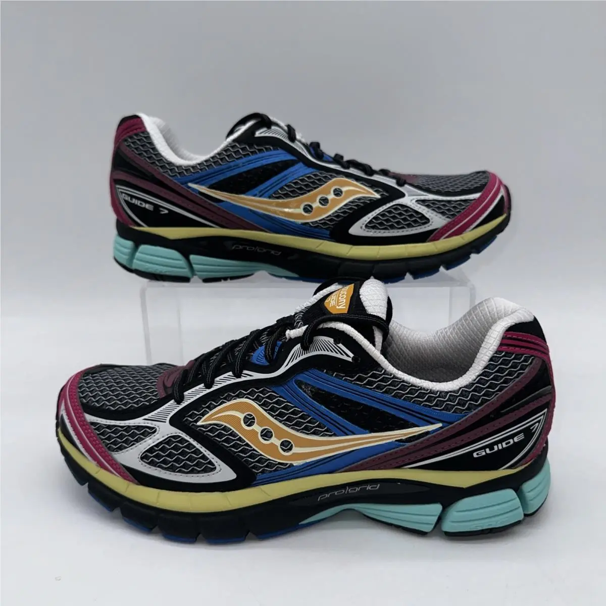 Saucony Men`s Size 9 Progrid Guide 7 S70936-25 Black Running Sneaker