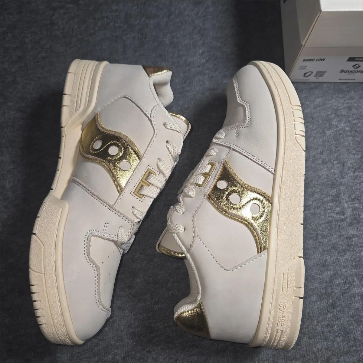 Saucony shoes - S708272 - S70827-2 - Cream (UPC: 195019764279) 0
