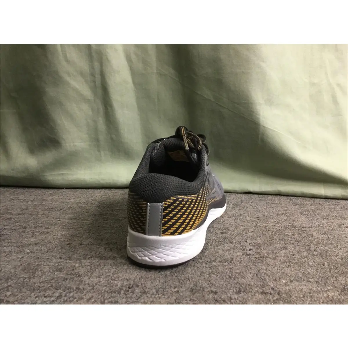 Saucony shoes - Gray 2