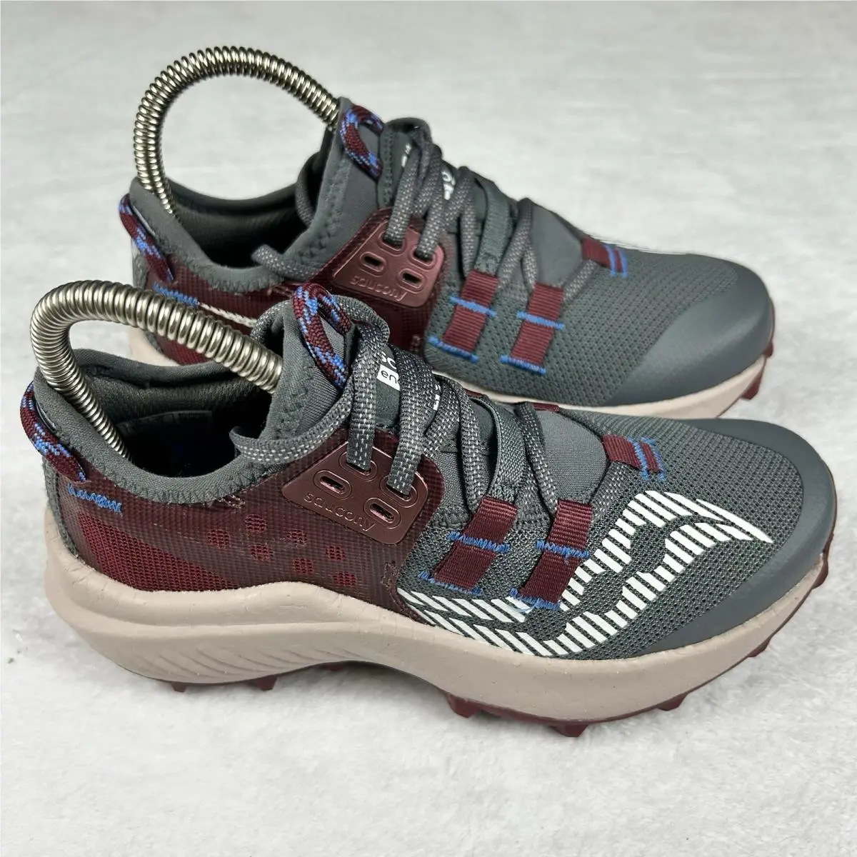 Saucony shoes - Gray (UPC: 0195019418523) 7