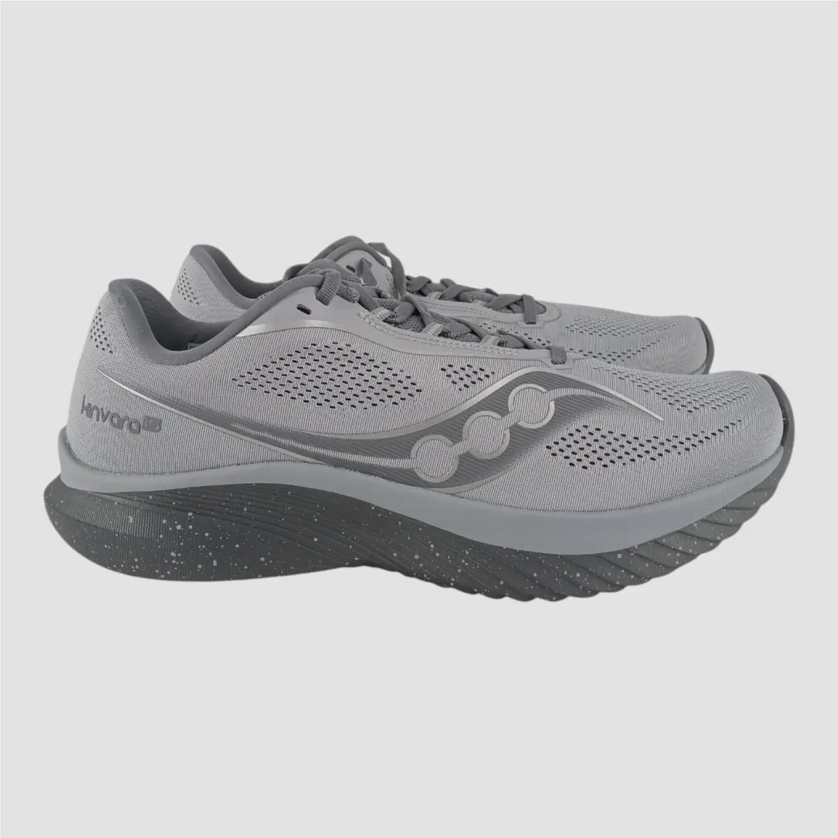 Saucony Sneakers Men`s Kinvara 15 S20967-122 Running Athletic Shoes Size 11.5