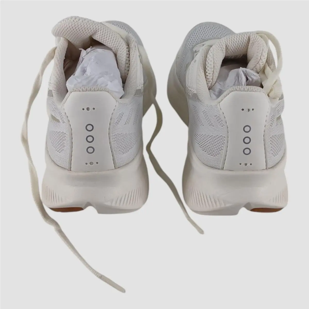Saucony shoes - As in Pic 3