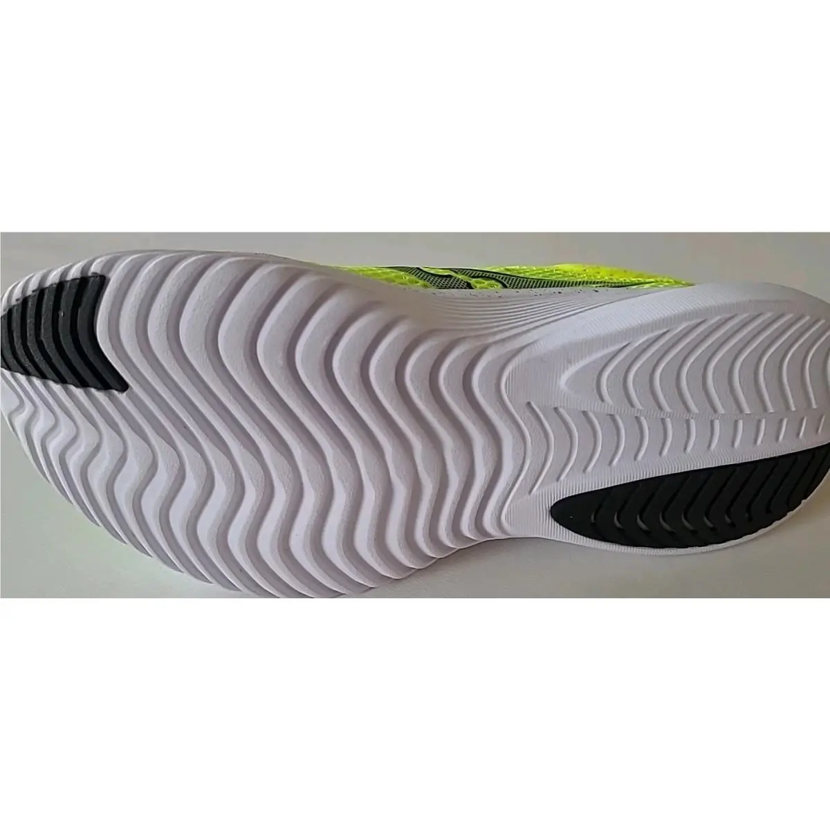 Saucony shoes - Saucony Kinvara 14 - Kinvara - S20823-06 - Yellow 10