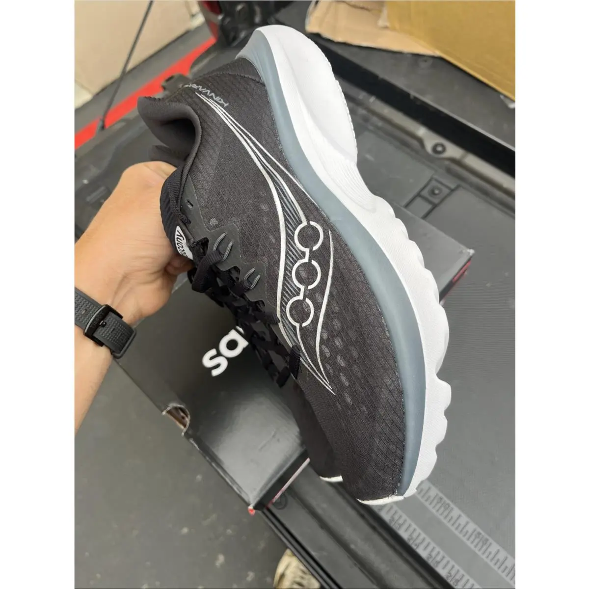 Saucony shoes - Kinvara 16 - Kinvara - S11020-200 - Black White 3