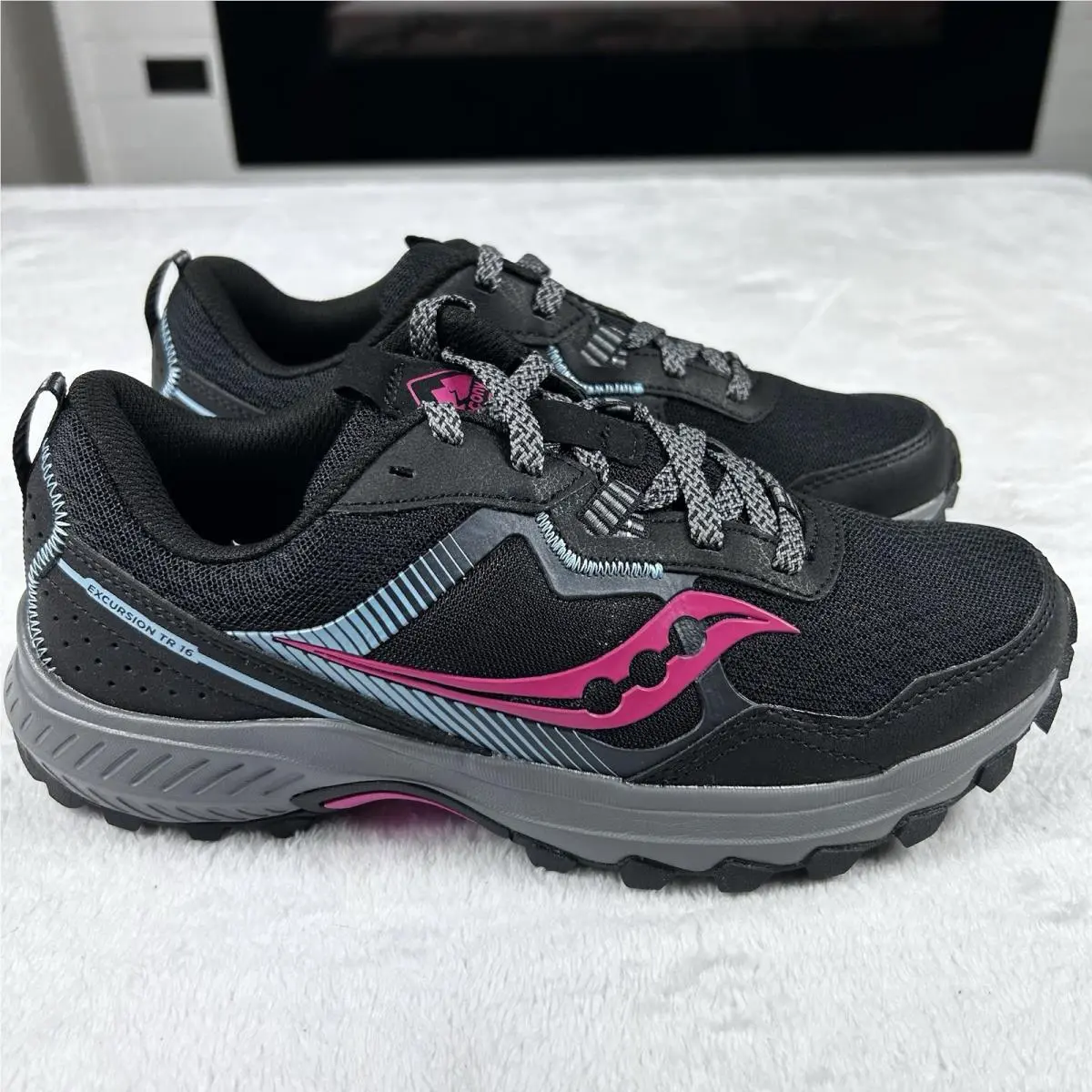 Saucony shoes - Saucony Excursion TR16 - Excursion - S10745-10 - Black (UPC: 0195018477408) 7