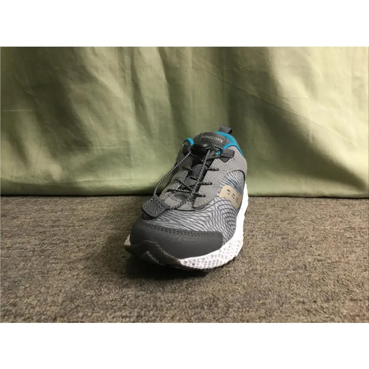 Saucony shoes - Gray 1