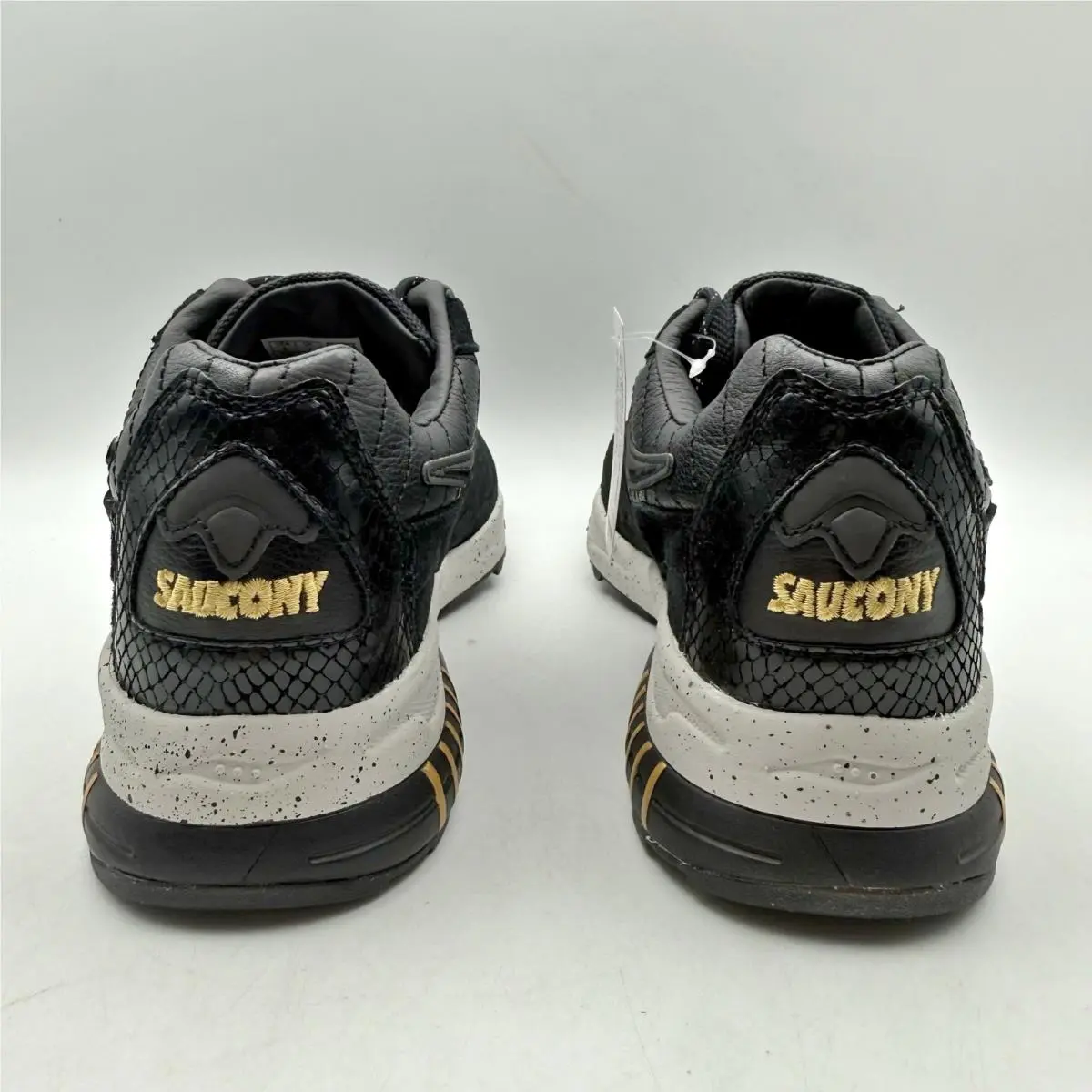 Saucony shoes - Black (UPC: 195018479945) 7