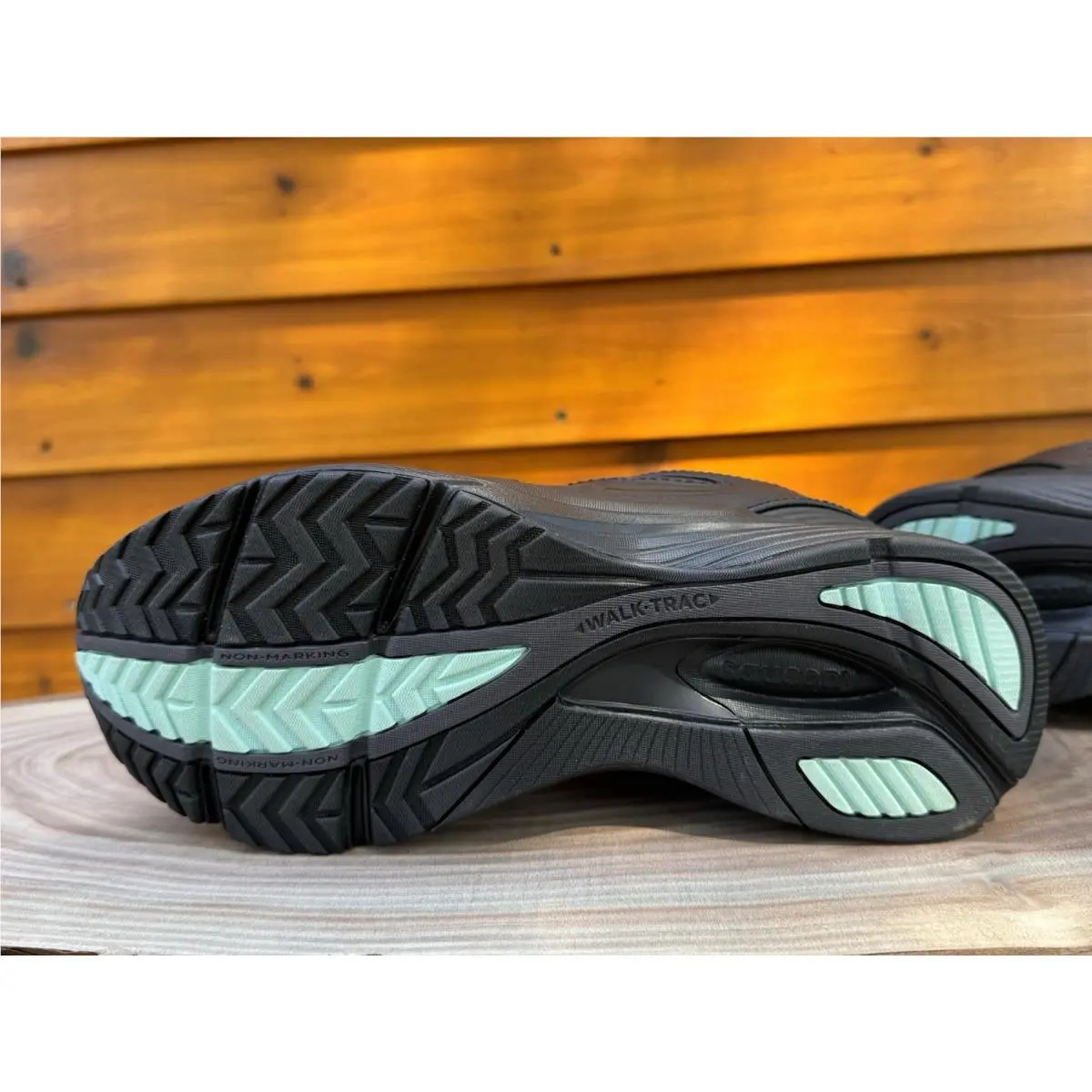 Saucony shoes - Saucony Integrity - Integrity - S50206-1 - Black 3