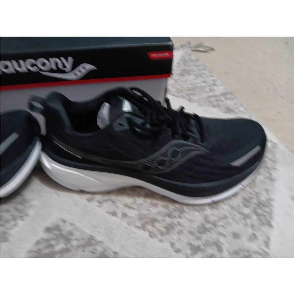 Saucony shoes - Saucony Hurricane 25 Wide - Hurricane Wide - S21027-200 - Black 8