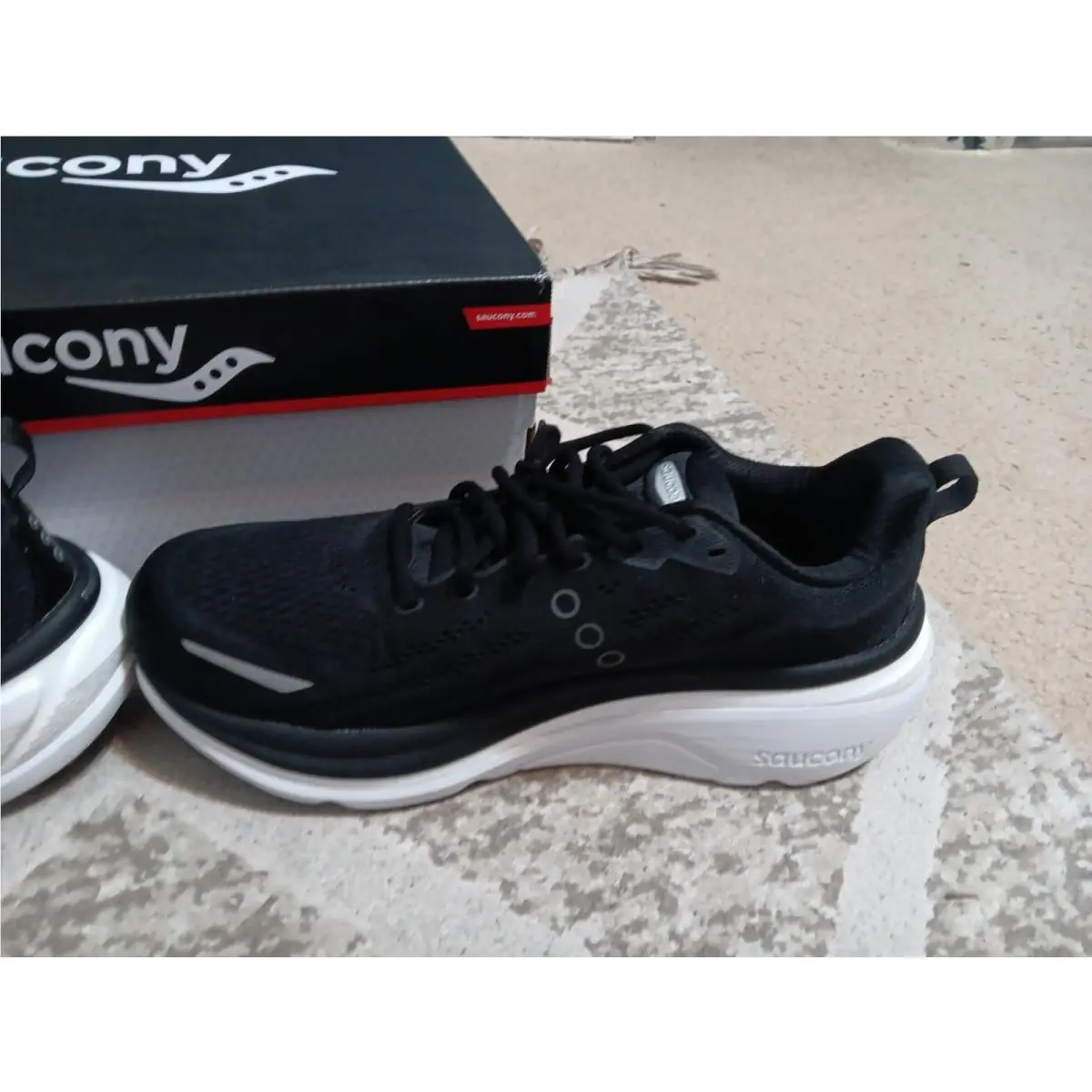 Saucony shoes - Saucony Hurricane 25 Wide - Hurricane Wide - S21027-200 - Black 5