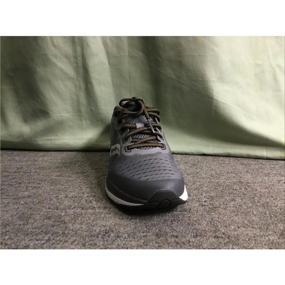 Saucony shoes - Gray 1