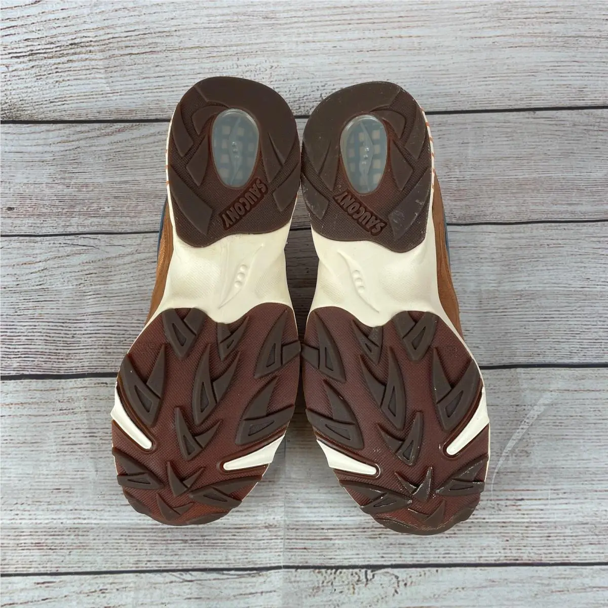 Saucony shoes - Saucony 3D Grid Hurricane - Grid Hurricane - Brown (UPC: 195019037526) 7