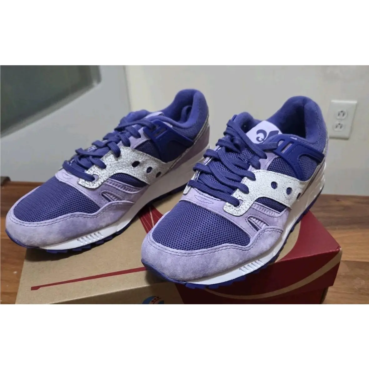 Saucony Grid SD Garden District Purple White Sneakers Men’s 8.5