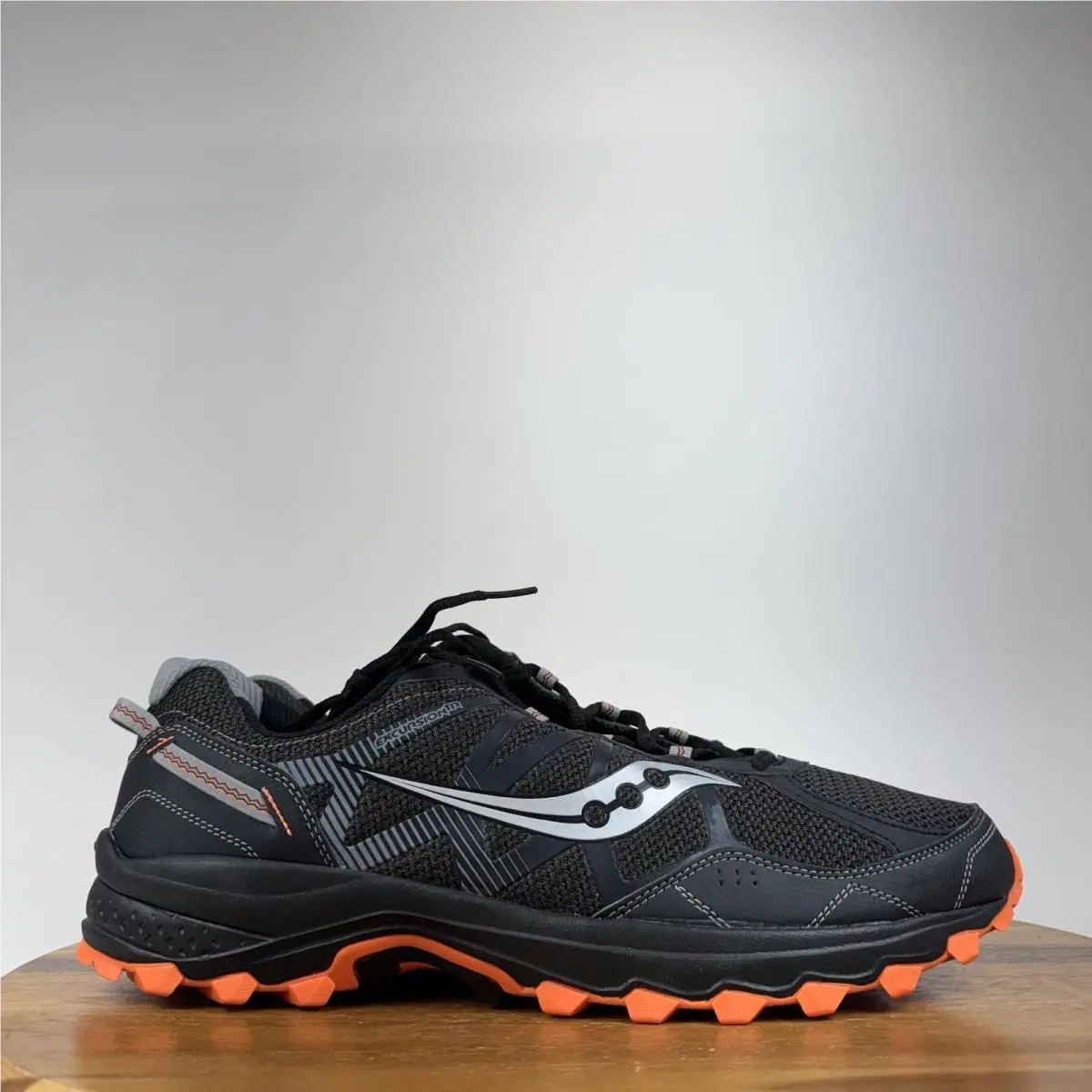 Mens Saucony Excursion TR Black Mesh Trail Running Sneakers Size 14 W