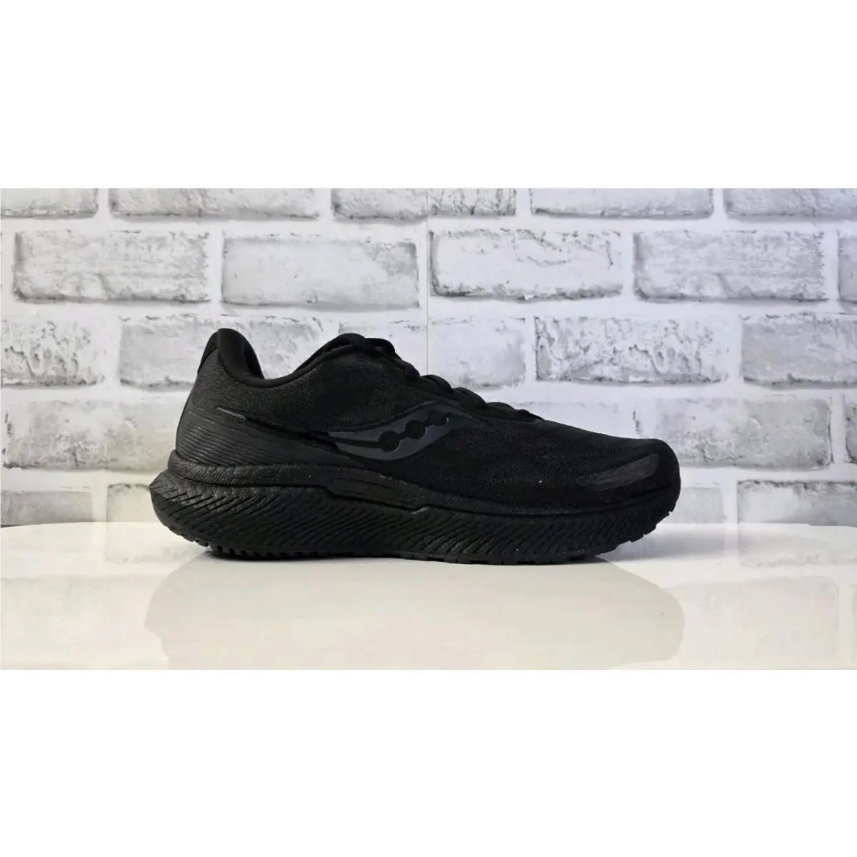 Saucony shoes - Saucony Triumph 19 - Triumph - S20678-45 - Black 0