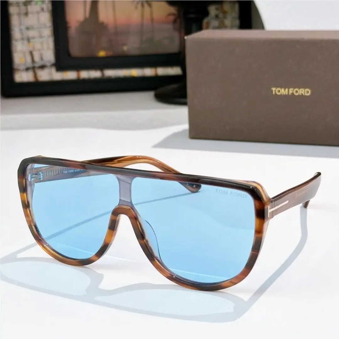Tom Ford Photochromatic Sunglasses FT1182 Havana/blue 141-0-145mm with Case