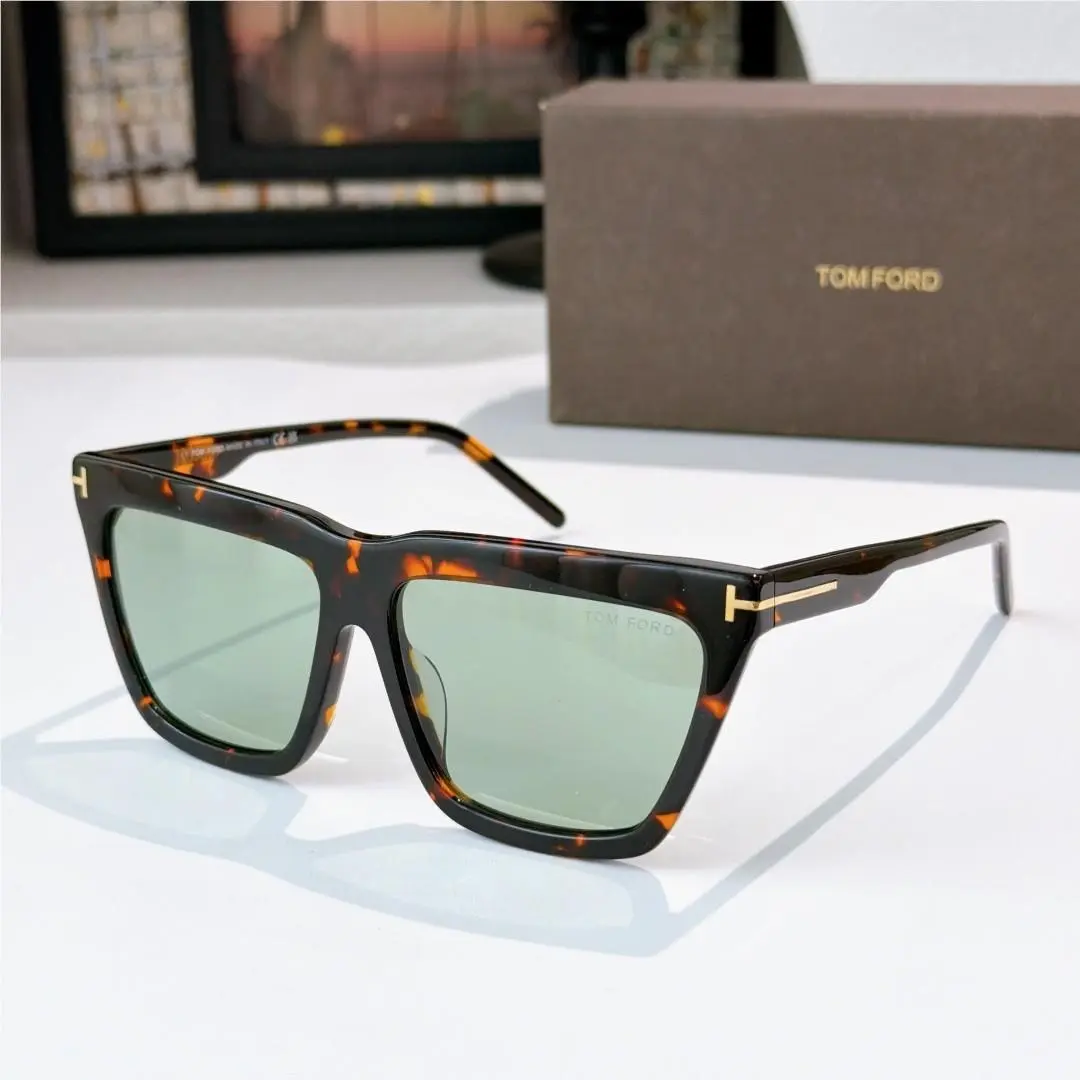 Tom Ford Sunglasses FT1110 01B Havana/green 56-14-140mm with Case