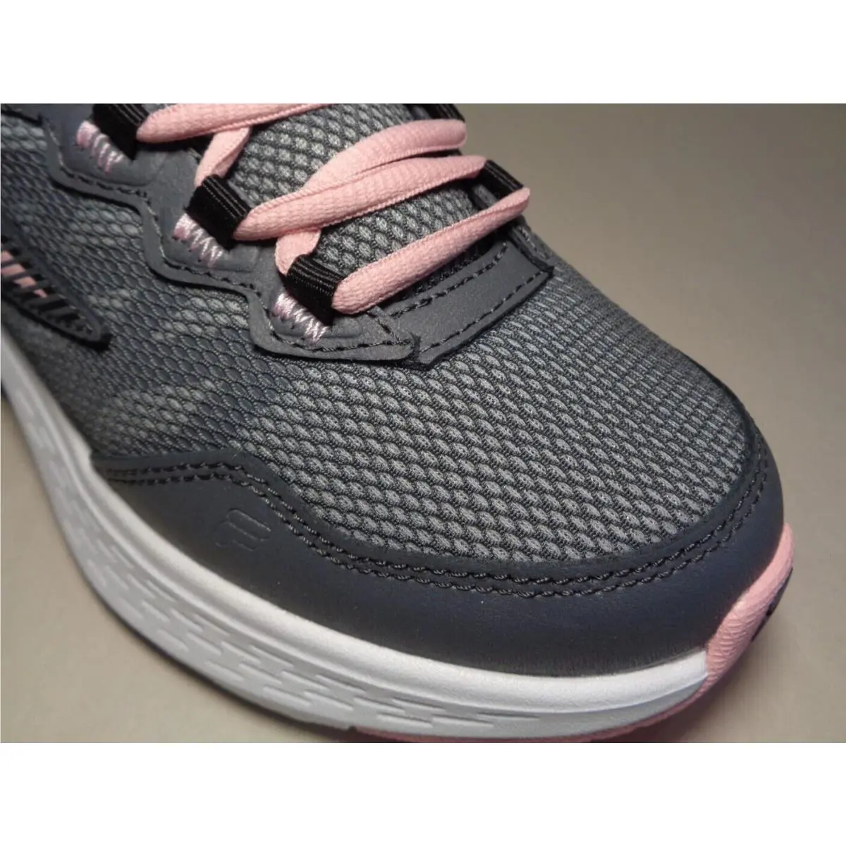 Fila shoes - Gray/Pink/Black (UPC: 196447239698) 4