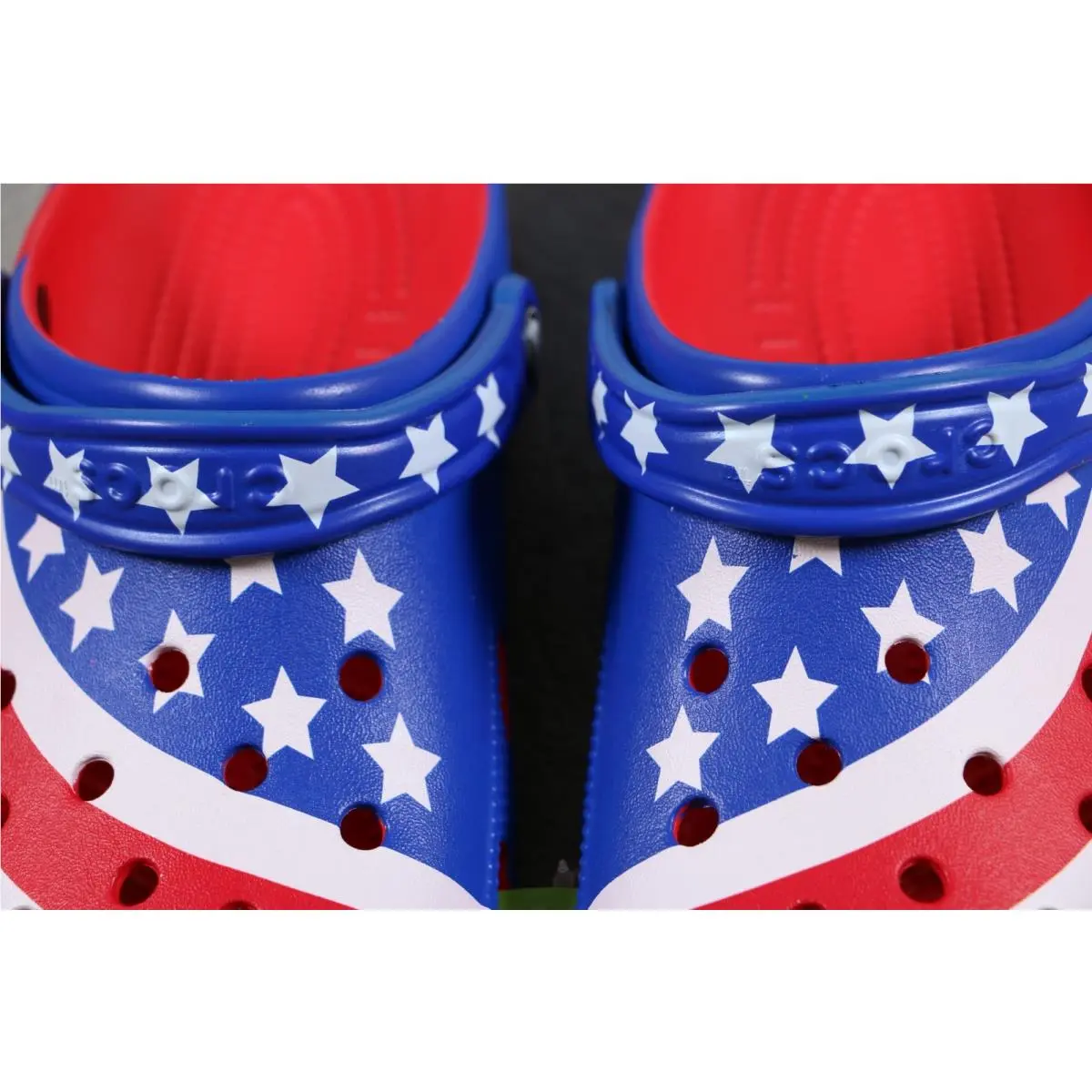 Crocs shoes - Crocs Classic American Flag - Classic American Flag - Multicolor 15