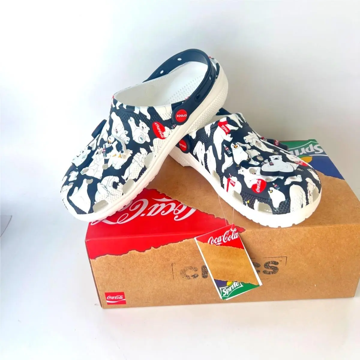 Crocs shoes - Crocs Coca-Cola Classic Polar Bear - White 4