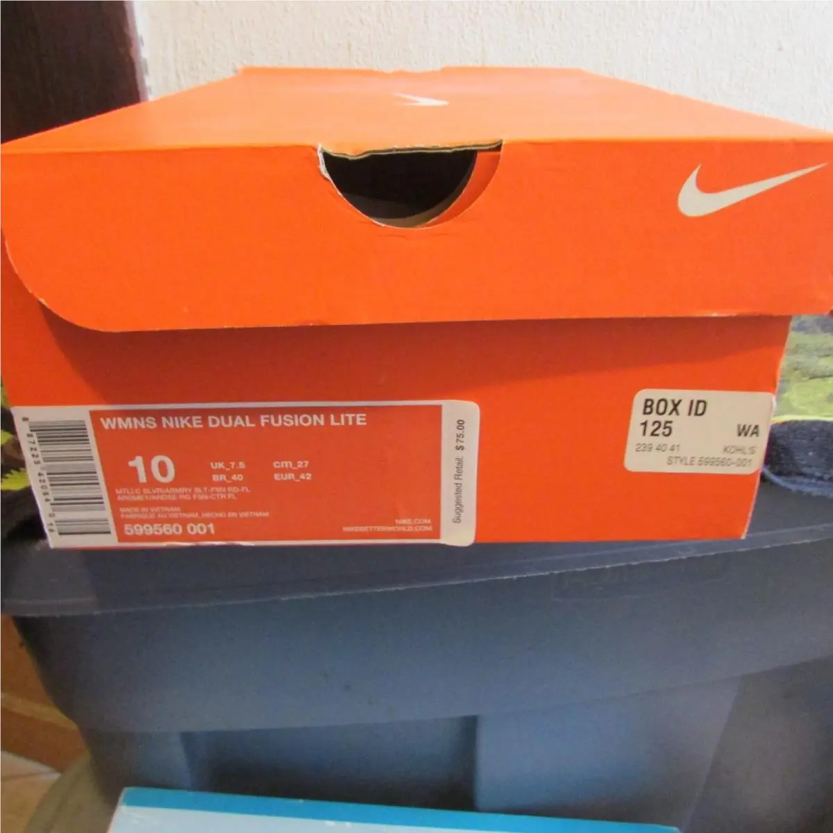 Women`s Nike Dual Fusion Lite Athletic Running Shoes/sneakers Size 10