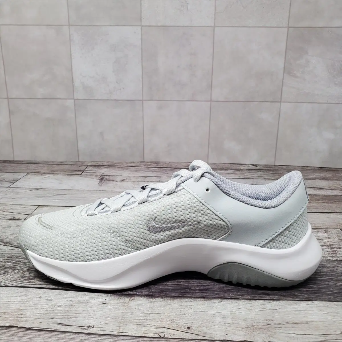 Nike shoes - Nike Legend Essential 3 - Legend Essential - DM1119-004 - Silver 7