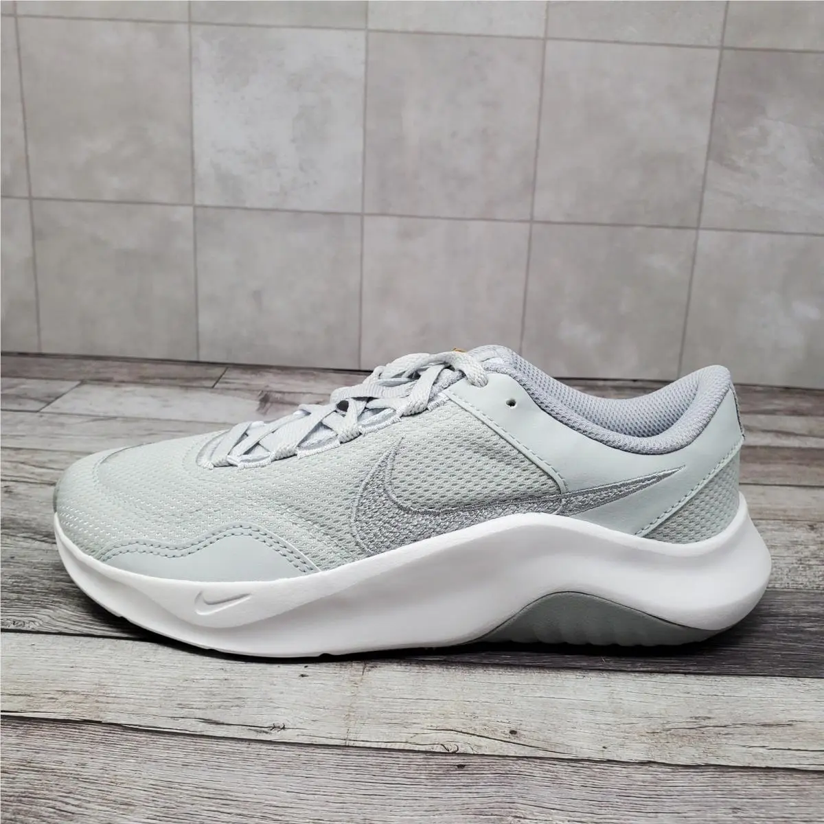Nike shoes - Nike Legend Essential 3 - Legend Essential - DM1119-004 - Silver 3