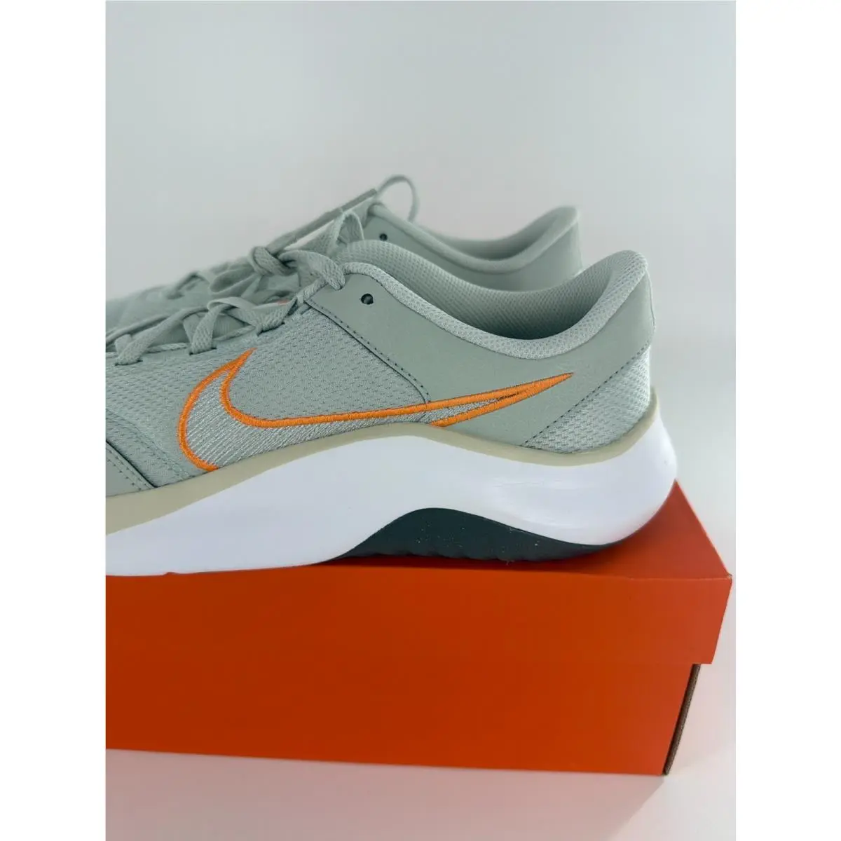 Nike shoes - Nike Legend Essential 3 - Legend Essential - DM1120-008 - Silver 0