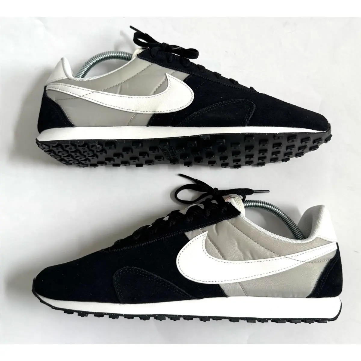 Nike shoes - Black 3