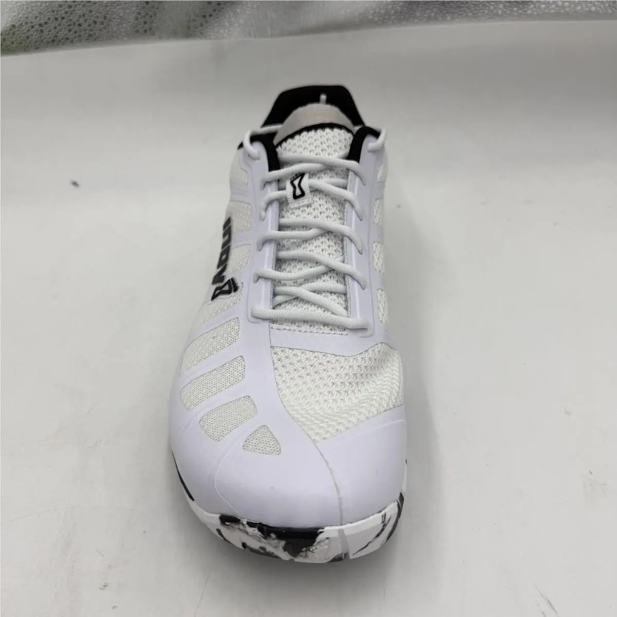 inov-8 shoes - Inov8 Inov-8 F-LITE 235 V3 - White 2