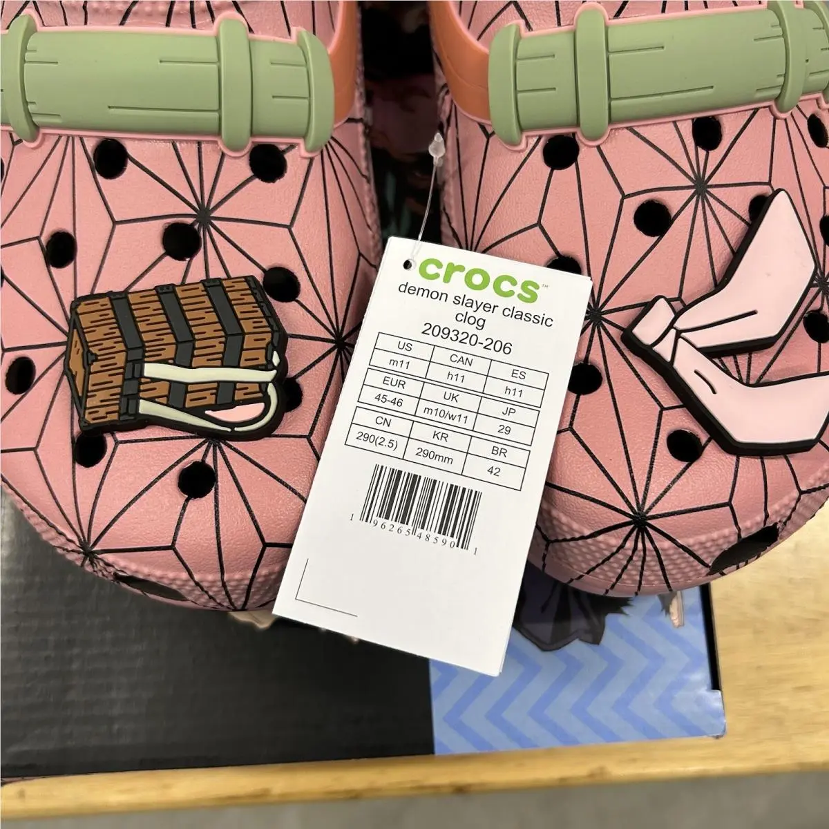 Crocs shoes - Crocs Classic - Classic - 209320-206 - Pink 1