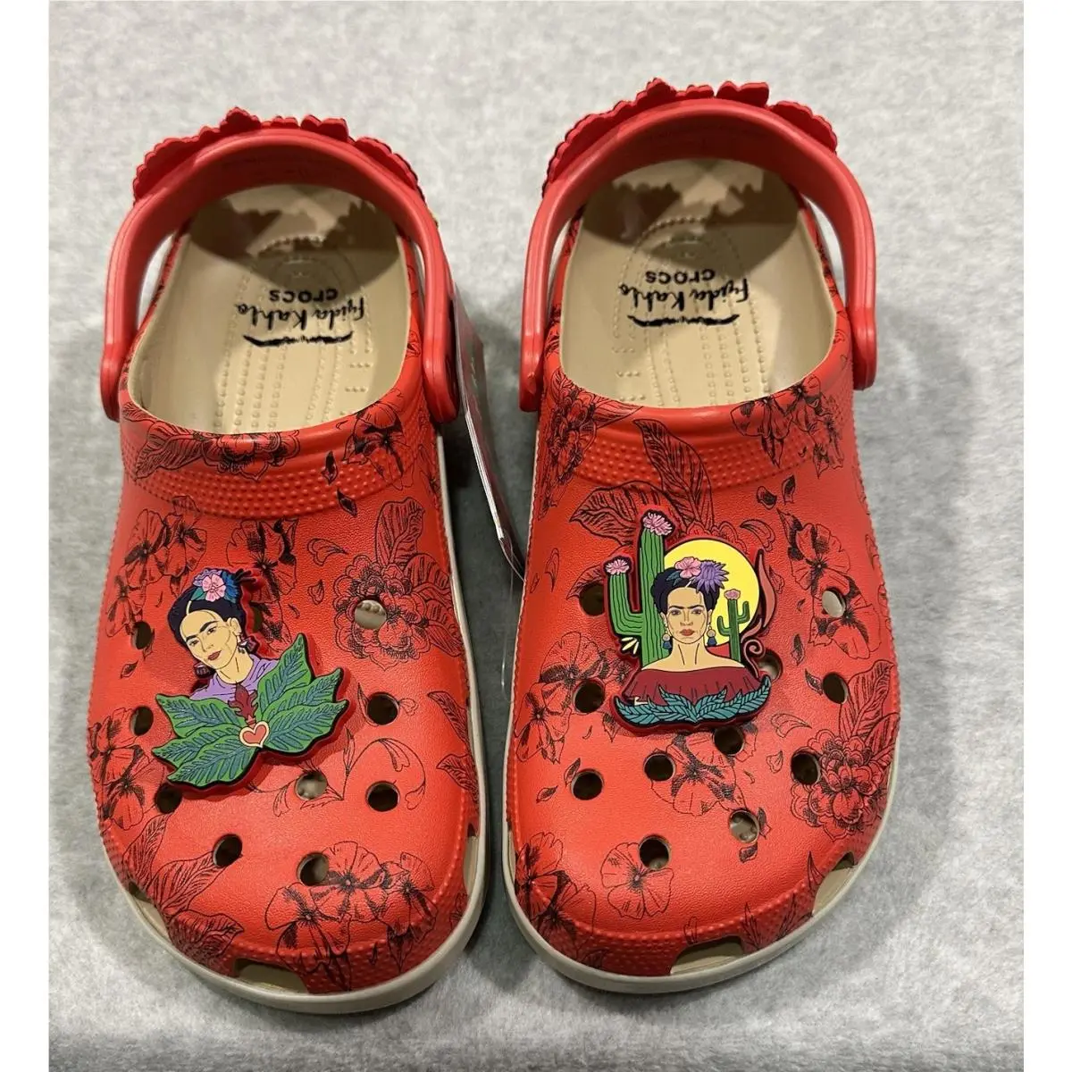 Nwt- Crocs Unisex-adult Frida Kahlo Classic Clog Size 10M 12W w/ Jibbitz