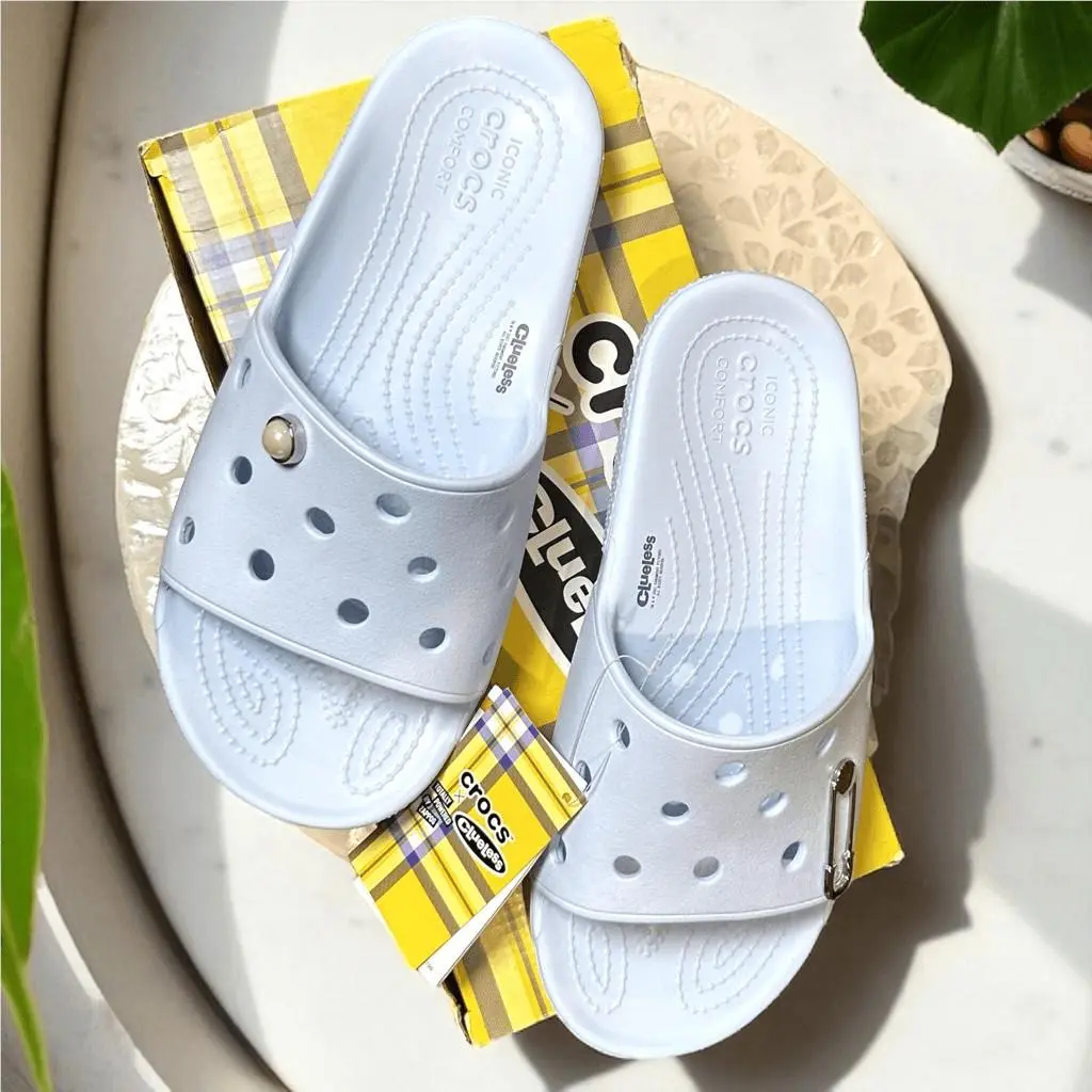 Crocs shoes - Crocs x Clueless 