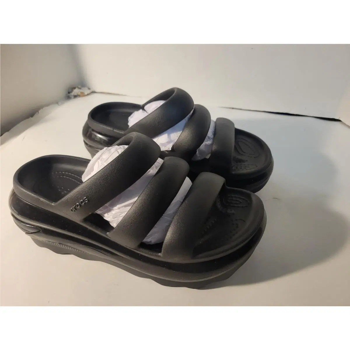 Womens Crocs Mega Crush Triple Strap 209842-001 Black Mens Size 8 Womens 10