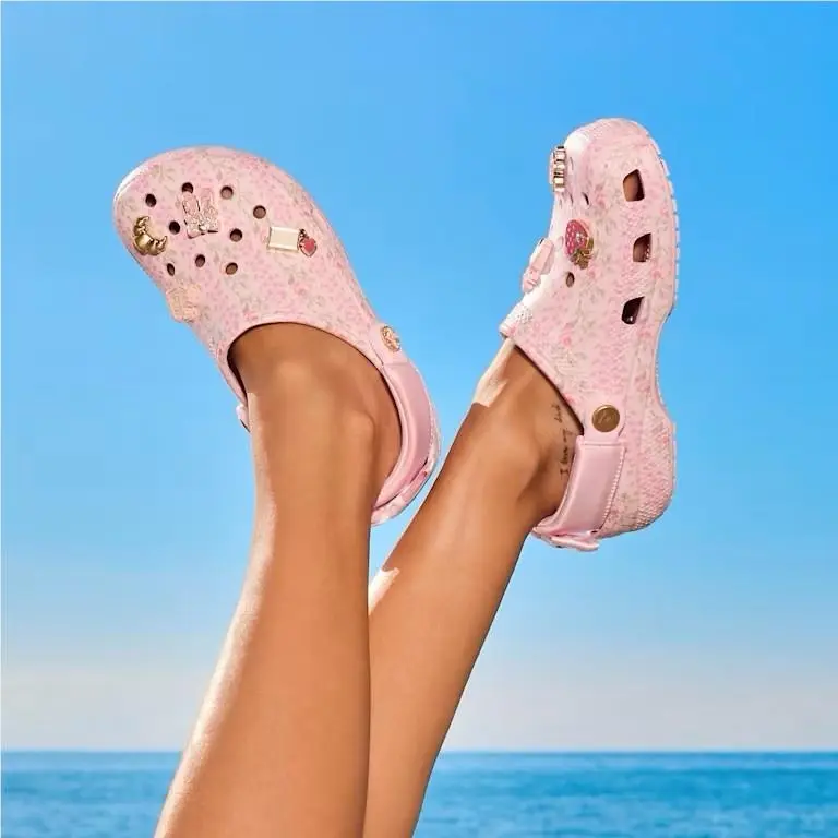 Crocs shoes - Pink 4