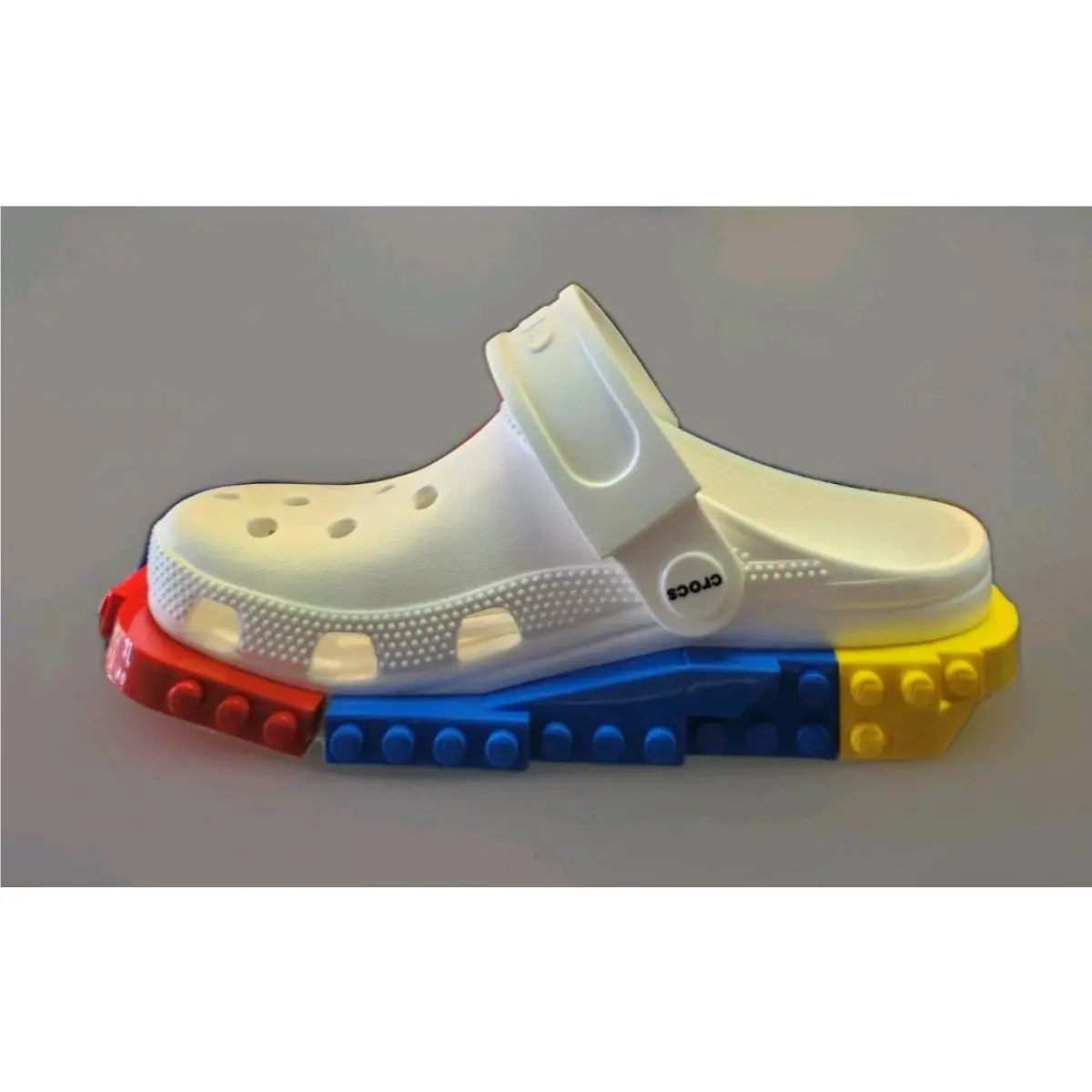 Crocs 4LW Lego Creativity Clog White Sz J3 211874-100