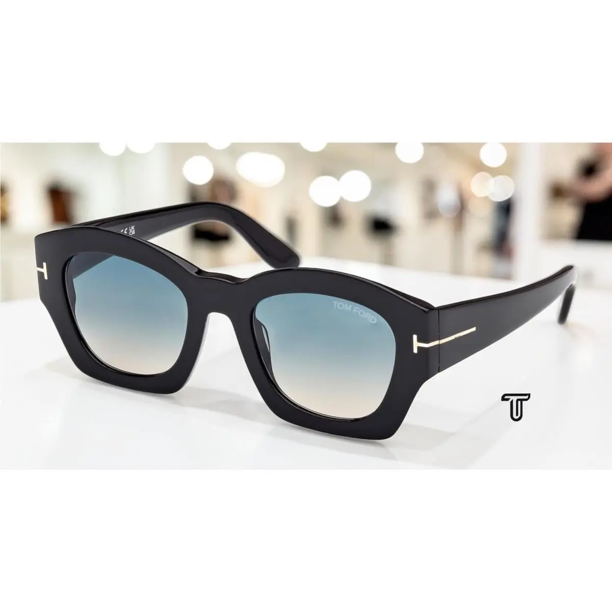 Tom Ford FT1083 01P Guilliana Shiny Black Gradient Green 52mm Women`s Sunglasses