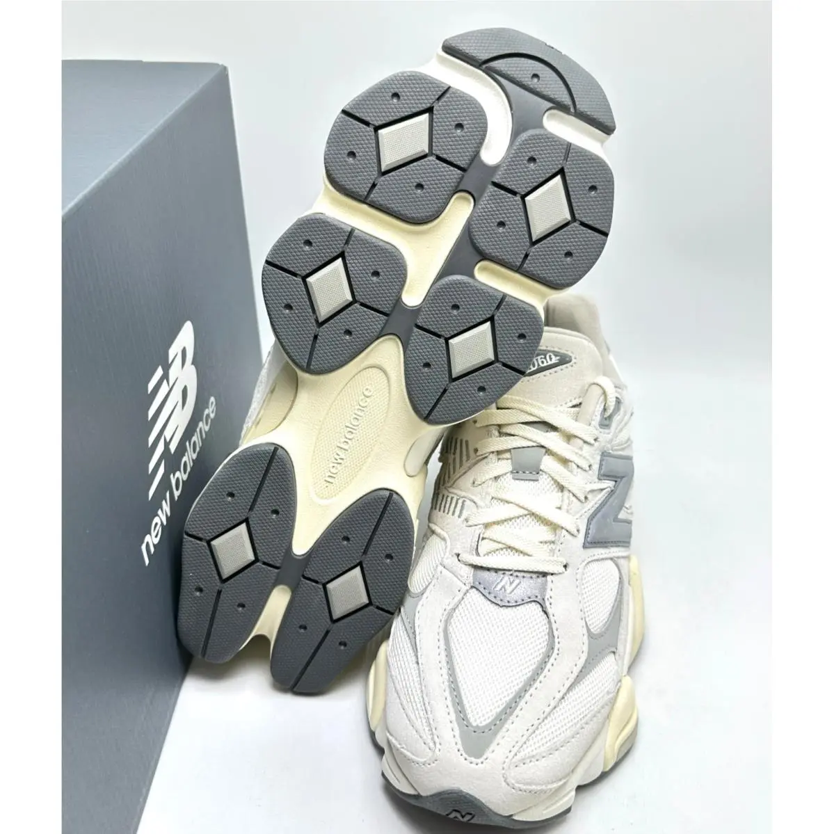New Balance shoes - New Balance 9060 - U9060ECA - Sea Salt/White 5