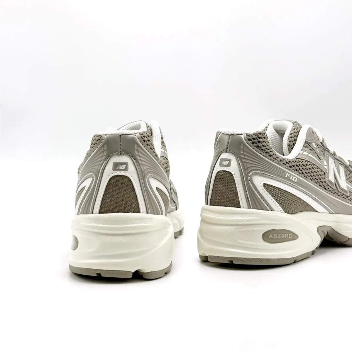 New Balance shoes - New Balance 740 - U740SA2 - Brown 2