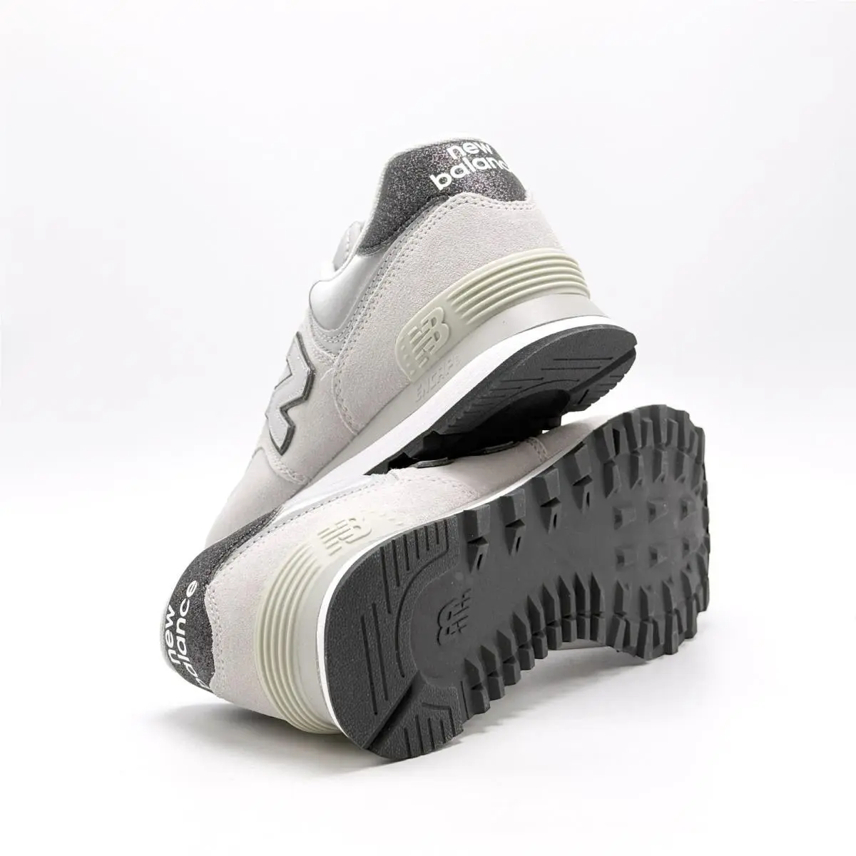 New Balance shoes - New Balance 574 - WL574FM2 - Beige 3