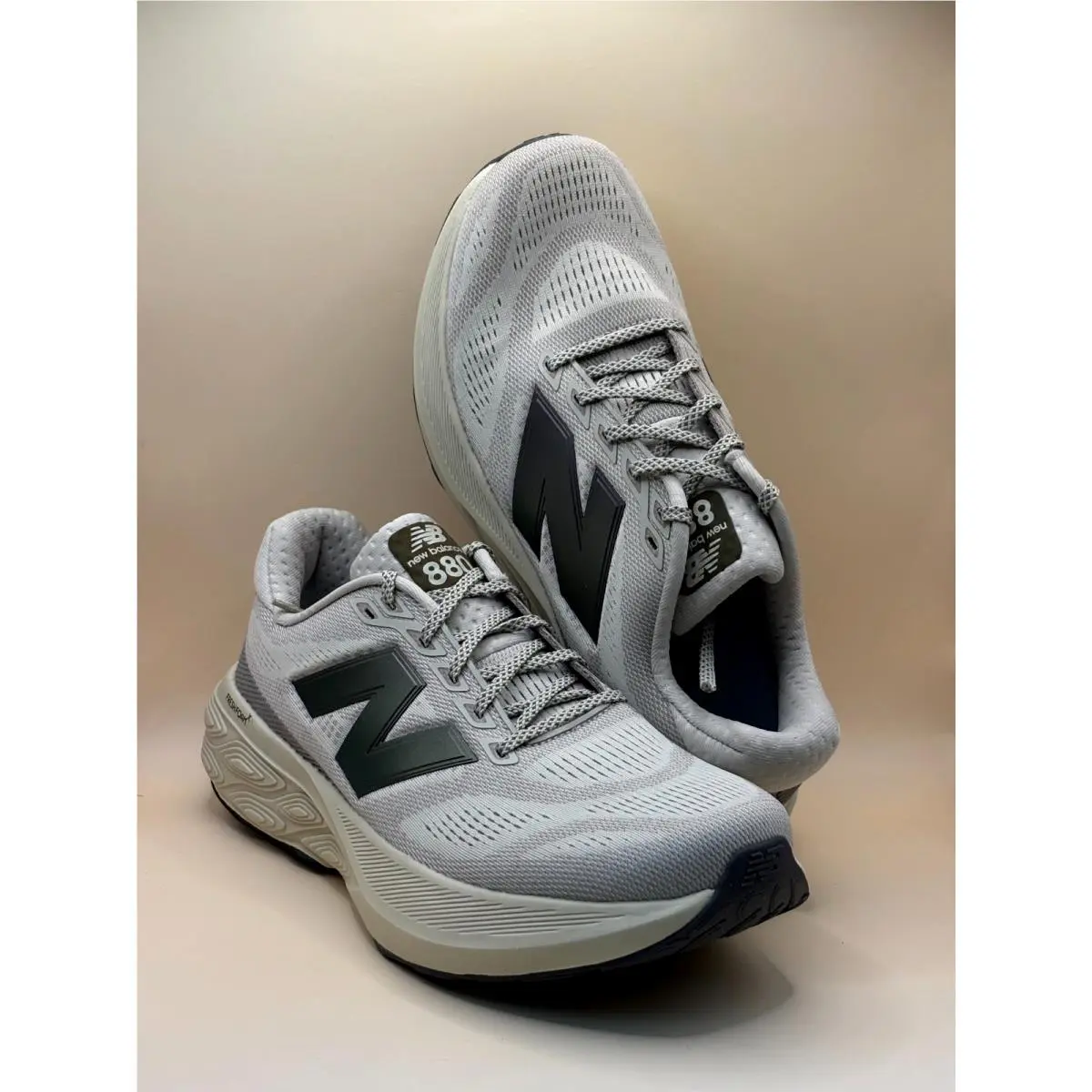 New Balance shoes - W88015A - FRESH FOAM 880v15 - Gray 10