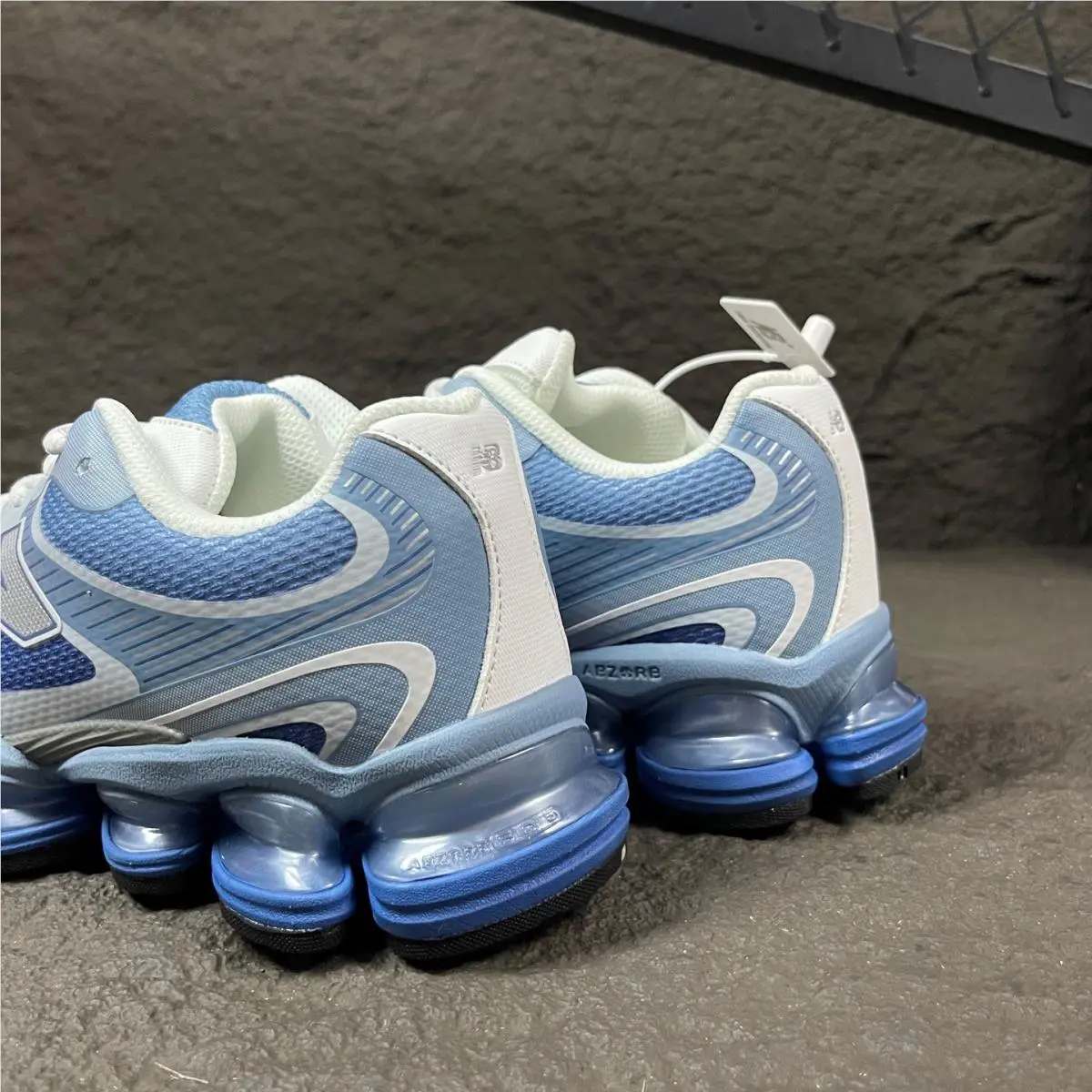 New Balance shoes - New Balance 2000 - Blue 4