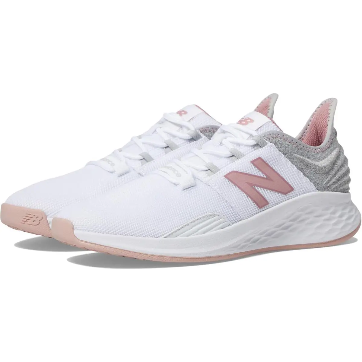 New Balance shoes - WROAVAC1 - Black/Gum 2