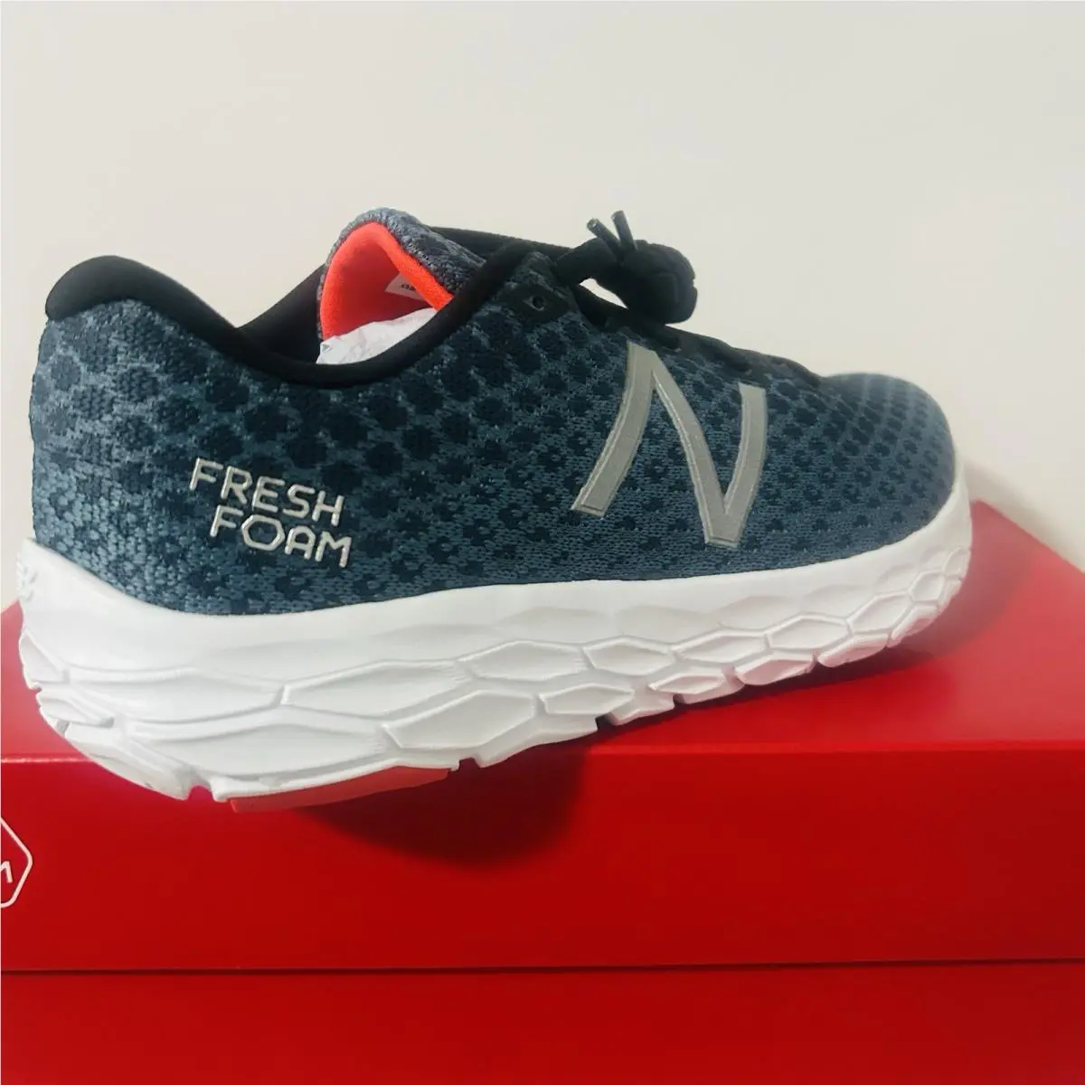 New Balance shoes - New Balance Fresh Foam Beacon MBECN - Fresh Foam Beacon - Dark Blue 9