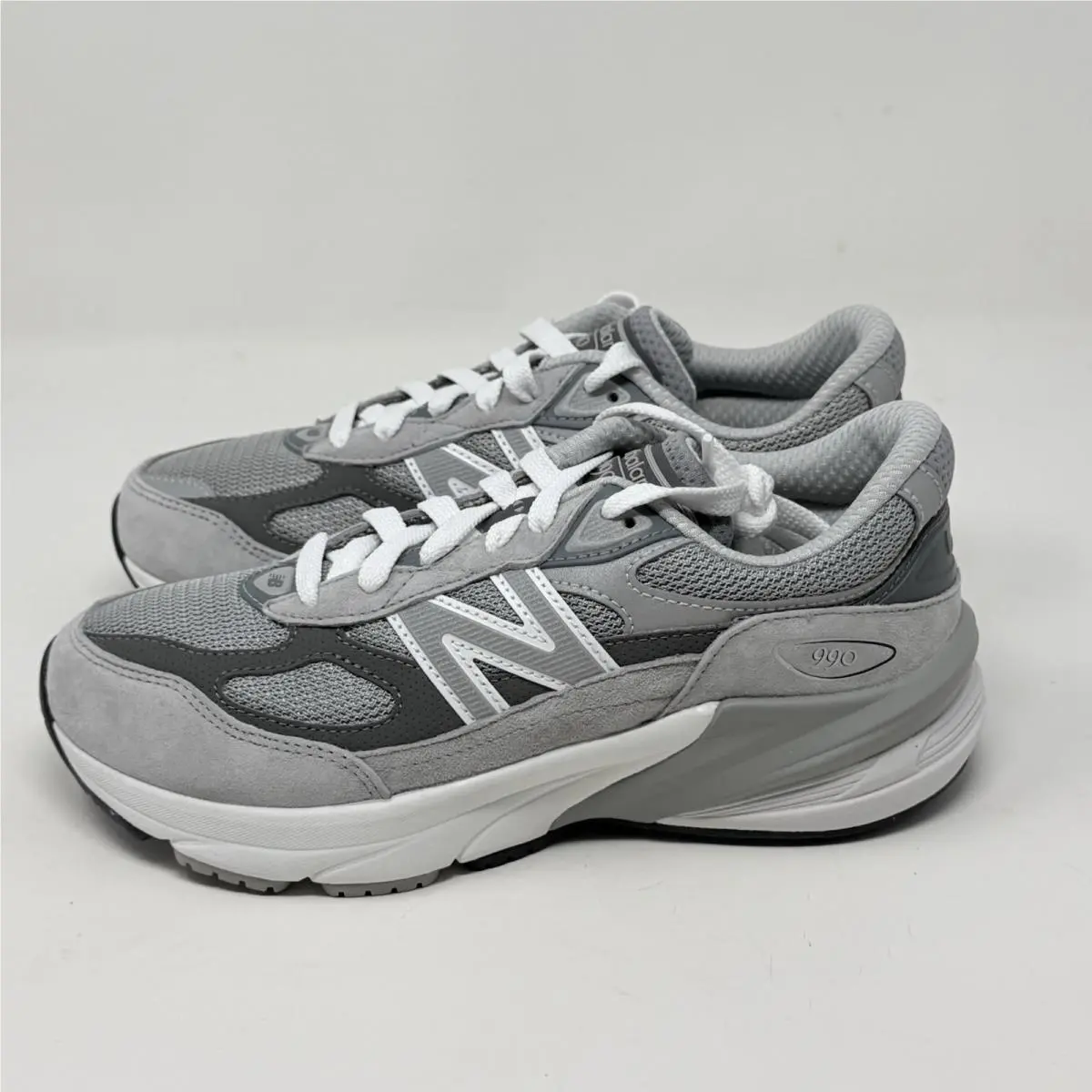 New Balance shoes - New Balance 990v6 - GC990GL6 - Gray (UPC: 0195907469552) 1